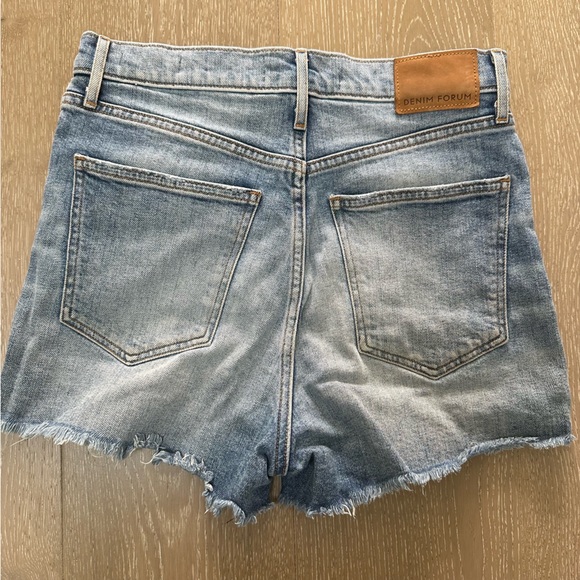 Aritzia Denim Forum High-rise Arlo Shorts Size 28 - Picture 2 of 5